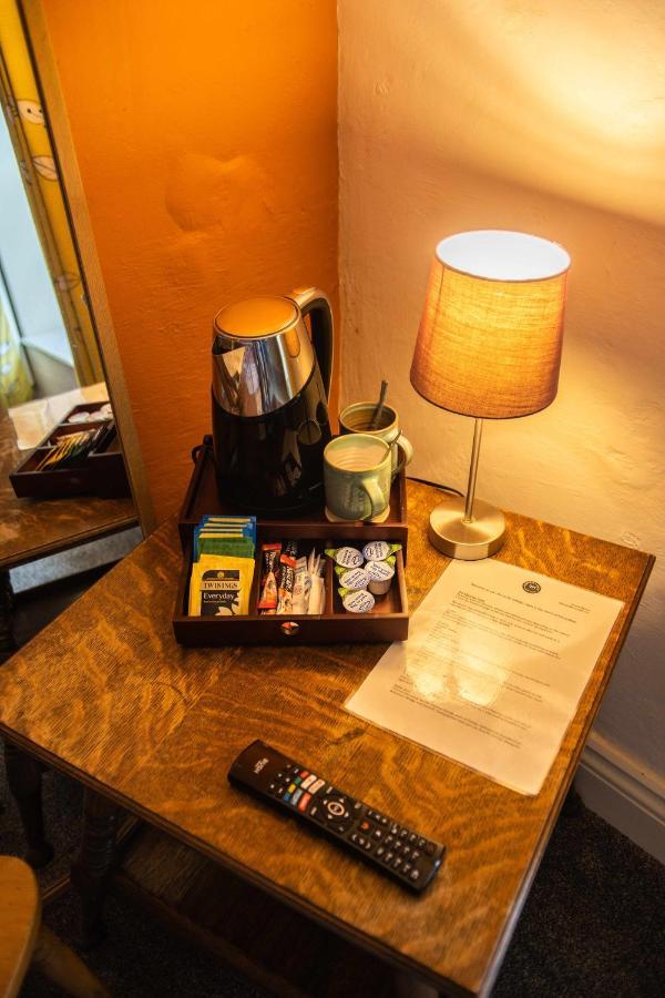 Manorbier Castle Inn Sunset Room Extérieur photo